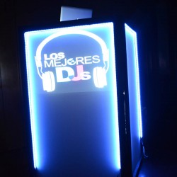 Renta Cabina iluminada de 2...