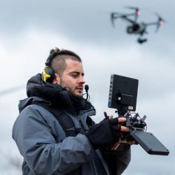 Comercial con Dron 4K con...